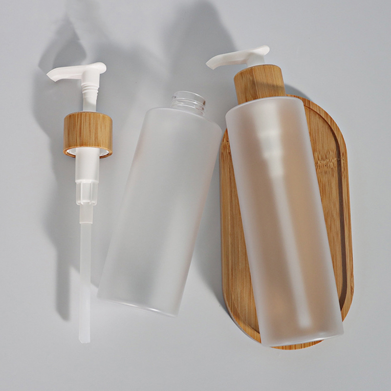 Matné Bamboo Spray Pump Pet Plastové lahvičky na šampon s víčkem 120 ml Matné Bamboo Spray Pump Pet Plastové lahvičky na šampon s víčkem 120 ml