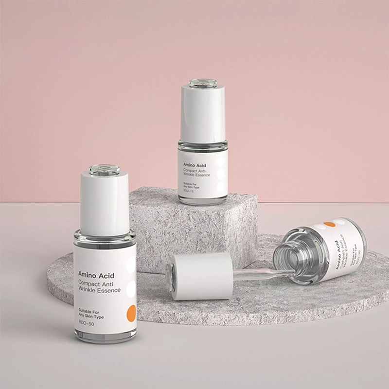 5ml 10ml 15ml 20ml malá kosmetická ozdobná prázdná lahvička na esenciální olej Plastová jantarová průhledná lahvička s kapátkem lahvičky pro péči o pleť