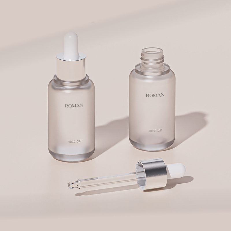 Plochá matná plastová lahvička na sérum na rameno 20 ml 30 ml 40 ml 60 ml 80 ml 100 ml Prázdná matná kosmetická lahvička s kapátkem na obličejové sérum Plochá matná plastová lahvička na sérum na rameno 20 ml 30 ml 40 ml 60 ml 80 ml 100 ml Prázdná matná kosmetická lahvička s kapátkem na obličejové sérum