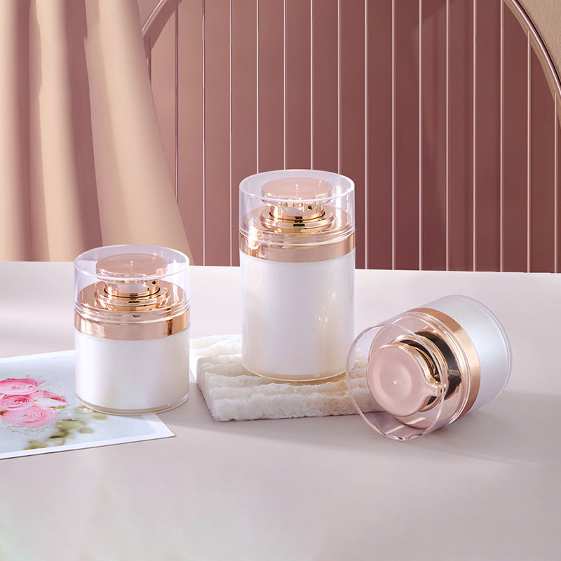 Zlatá 15g 30g 50g 100g Bezvzduchová nádoba s krémem na osobní péči Plastová plnitelná pumpička Airless Jar