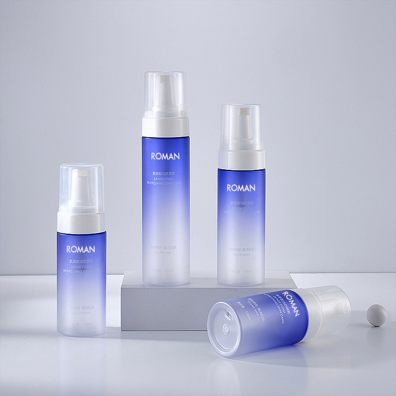 100 ml 120 ml 150 ml 200 ml PET Gradient Modrá barva Pěna Dávkovač tekutého mýdla Pěnová pumpa Láhev Sprchový gel Láhev na mytí rukou Koupelnové potřeby
