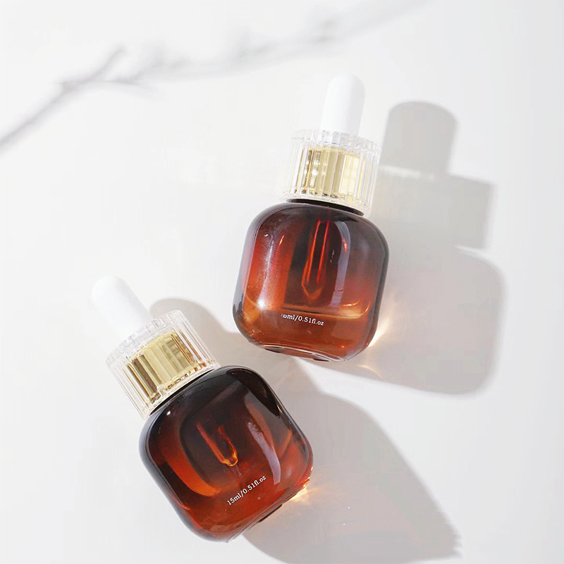 Jaké jsou různé typy skleněných kosmetických lahví a jak si vybrat tu správnou pro svůj produkt?